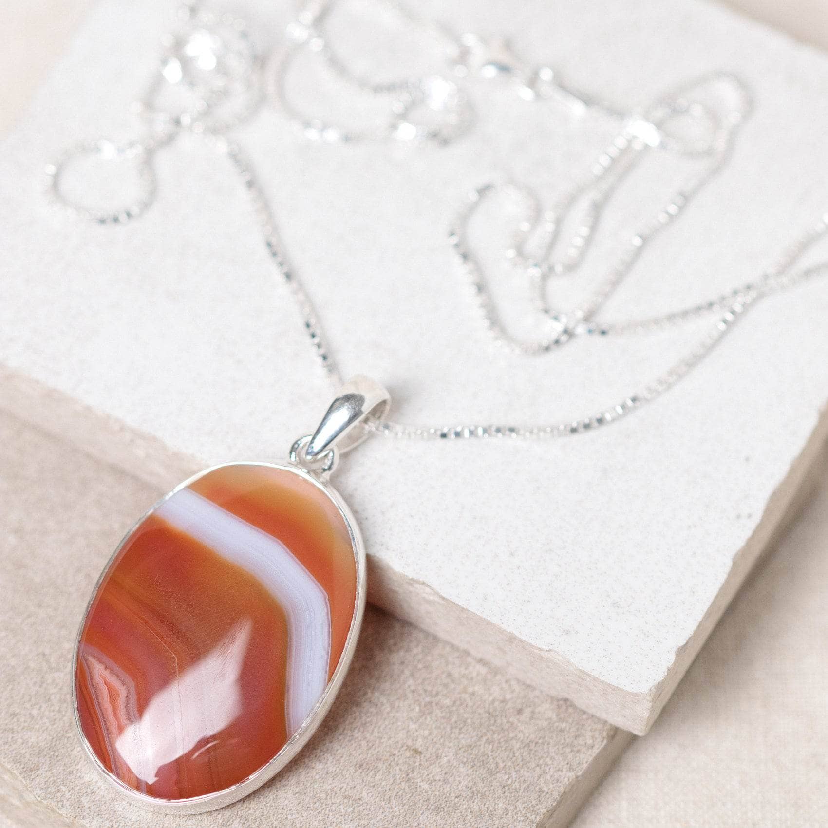 Carnelian Banded Agate Oval Pendant Necklace - Image 10