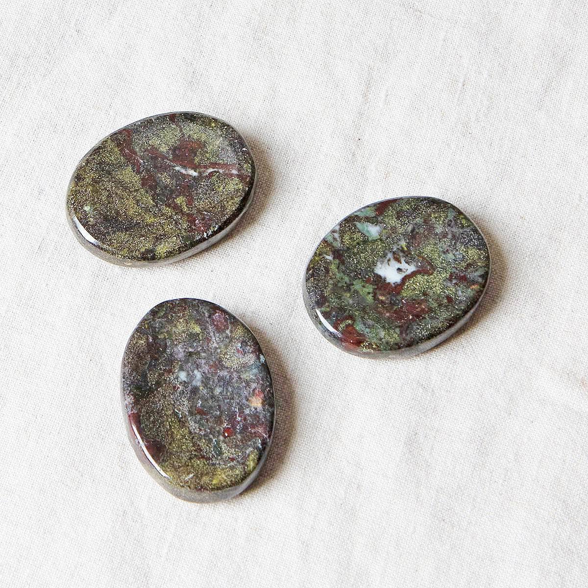 Dragon's Blood Worry Stone - Image 3