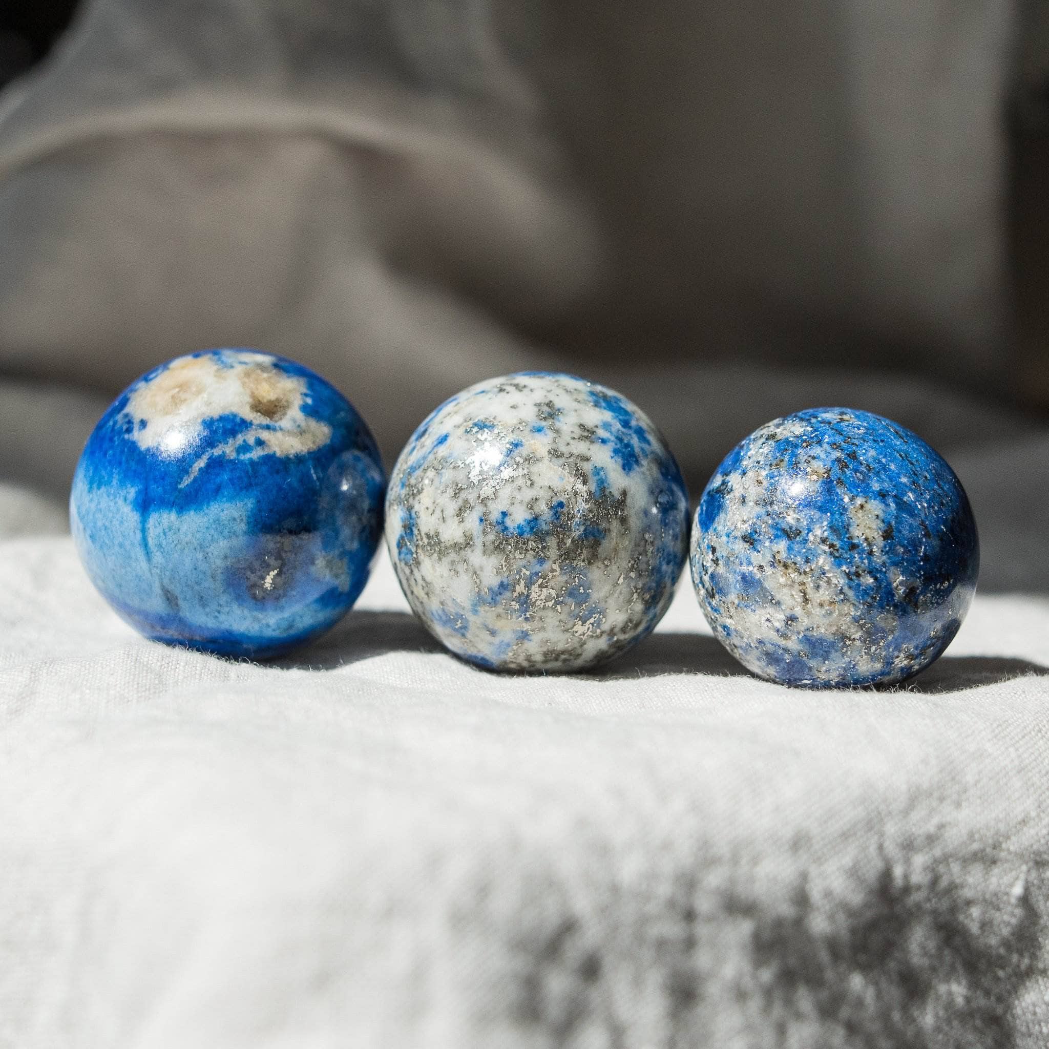 Lapis Lazuli Sphere with Tripod - Image 4